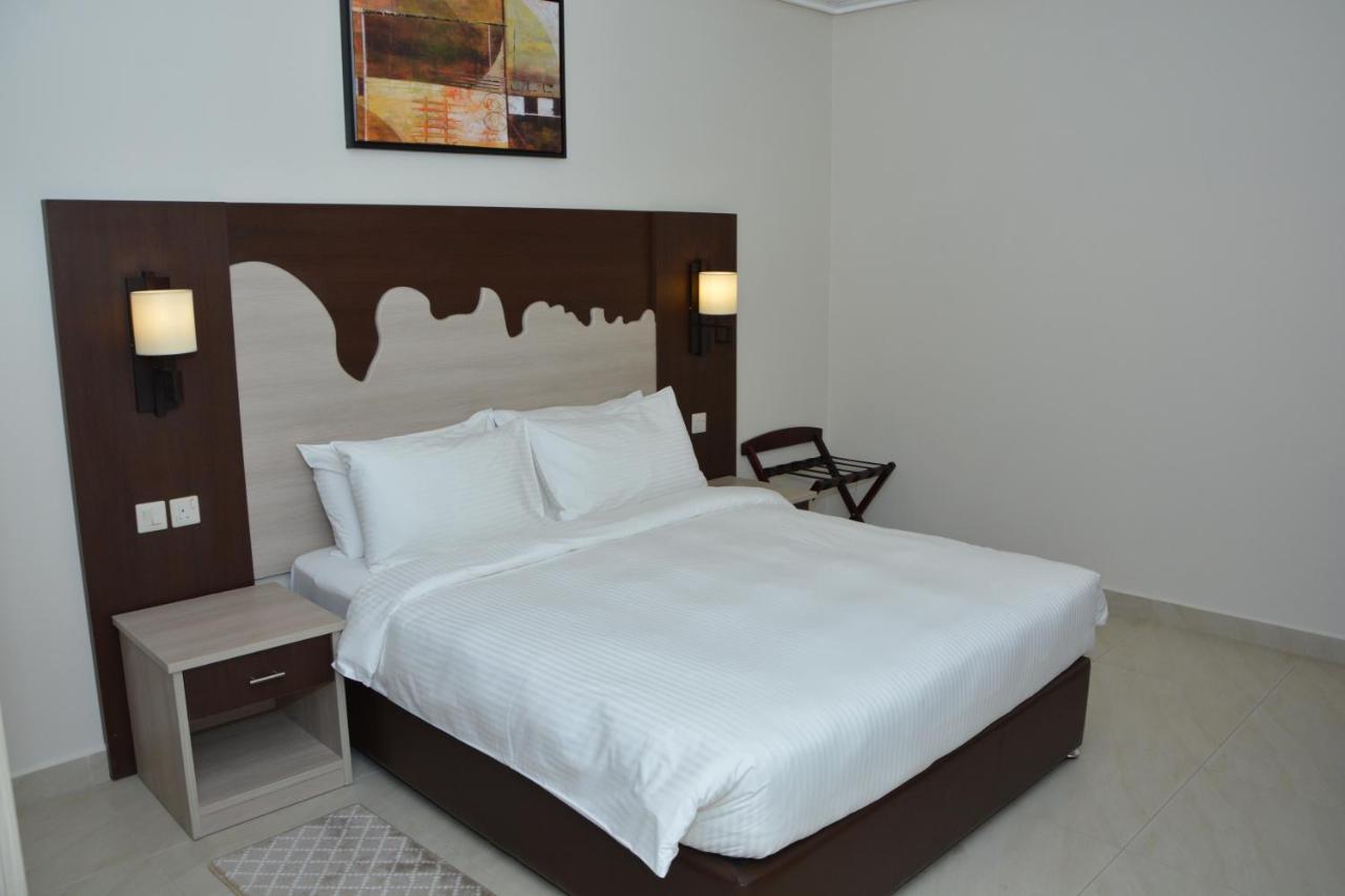A Pousada The Lofts Kuwait Fintas Kuwait City Exterior foto